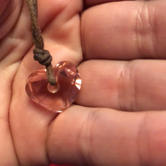 Pink Swarovski heart on leather rope - Picture 3 of 3